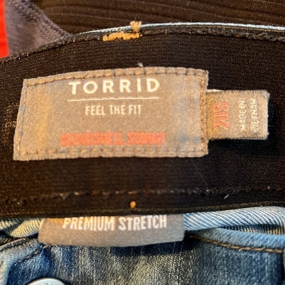 Torrid Ripped Jeans Size 20S - Picture 6 of 6